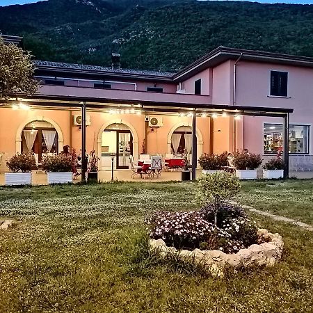 Salisu Country House Mignano Monte Lungo Екстериор снимка