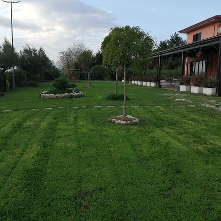 Salisu Country House Mignano Monte Lungo Екстериор снимка